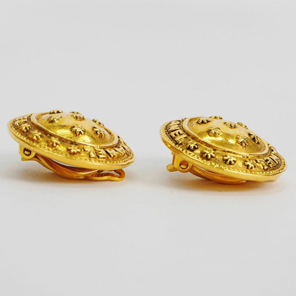CHANEL Gold Earrings - Picture 2 of 6